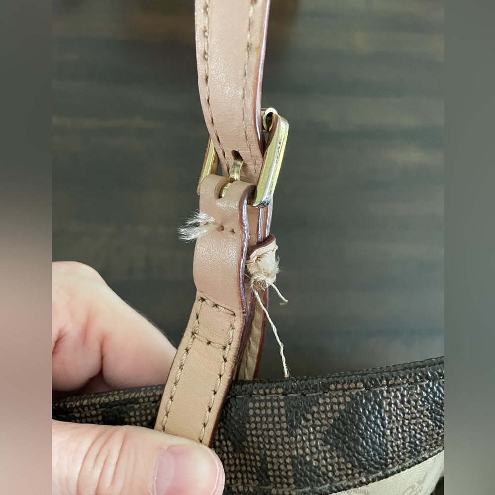 Michael kors purse - Picture 11 of 13